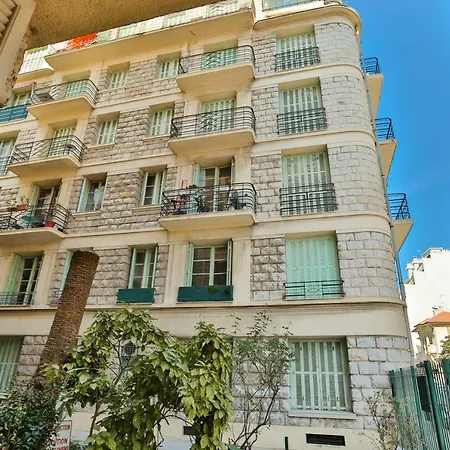 Proche Mer Apartment *